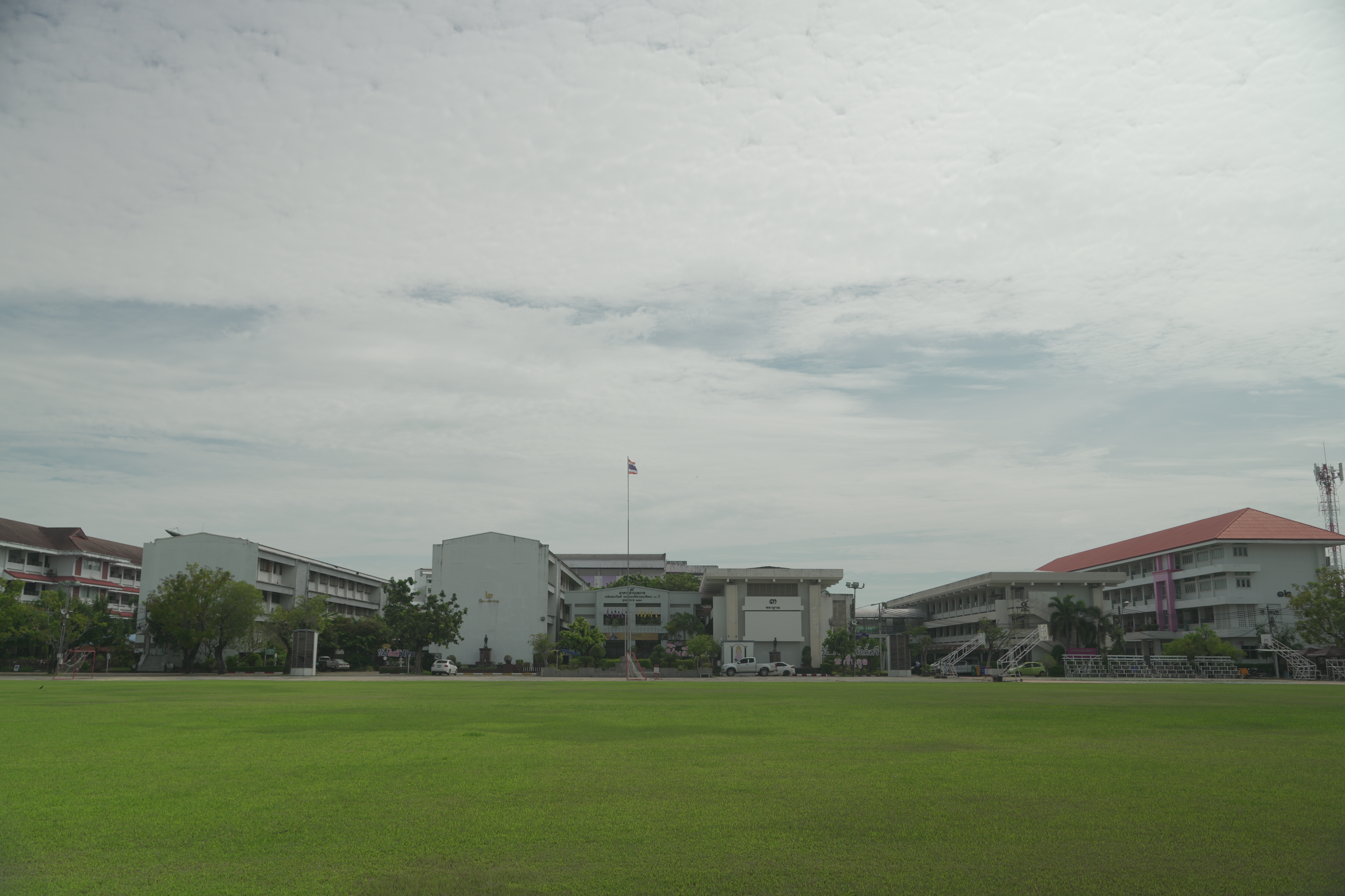 โรงเรียนนารีนุกูล